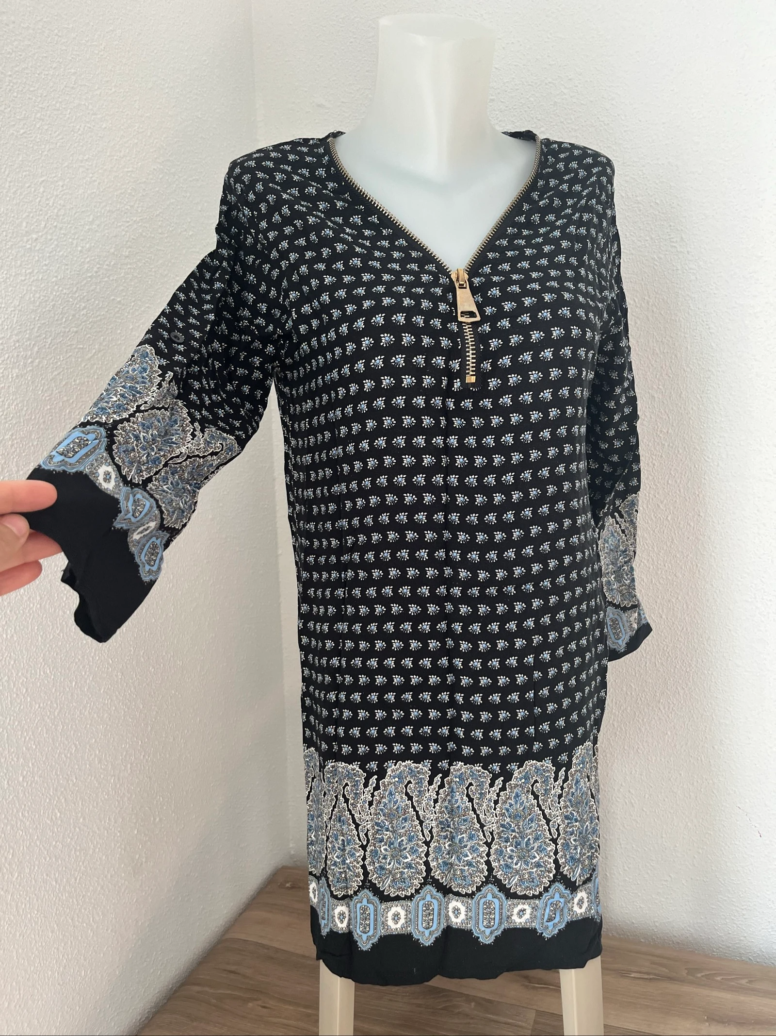 Robe légère taille 36/38 – photo 2